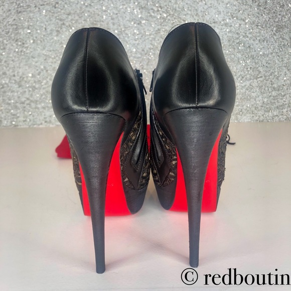 👠SOLD👠 Louboutin Pampas laser cut booties - Picture 5 of 8